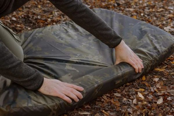 Korda Compac Flat Mat Dark Kamo - Image 2