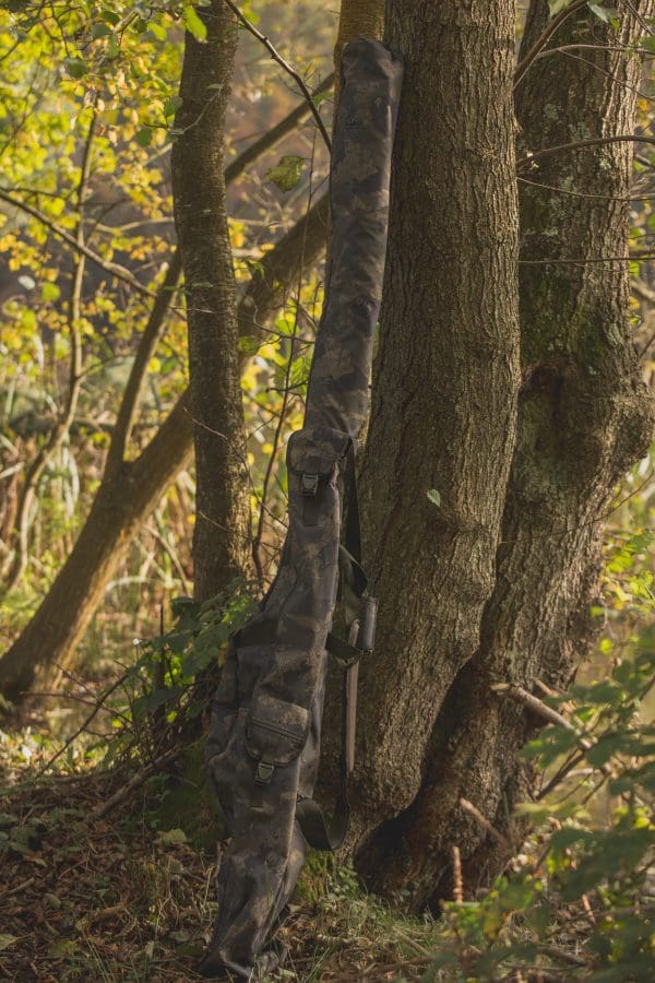 Undercover Camo 3+2 Rod Holdall 12 ft