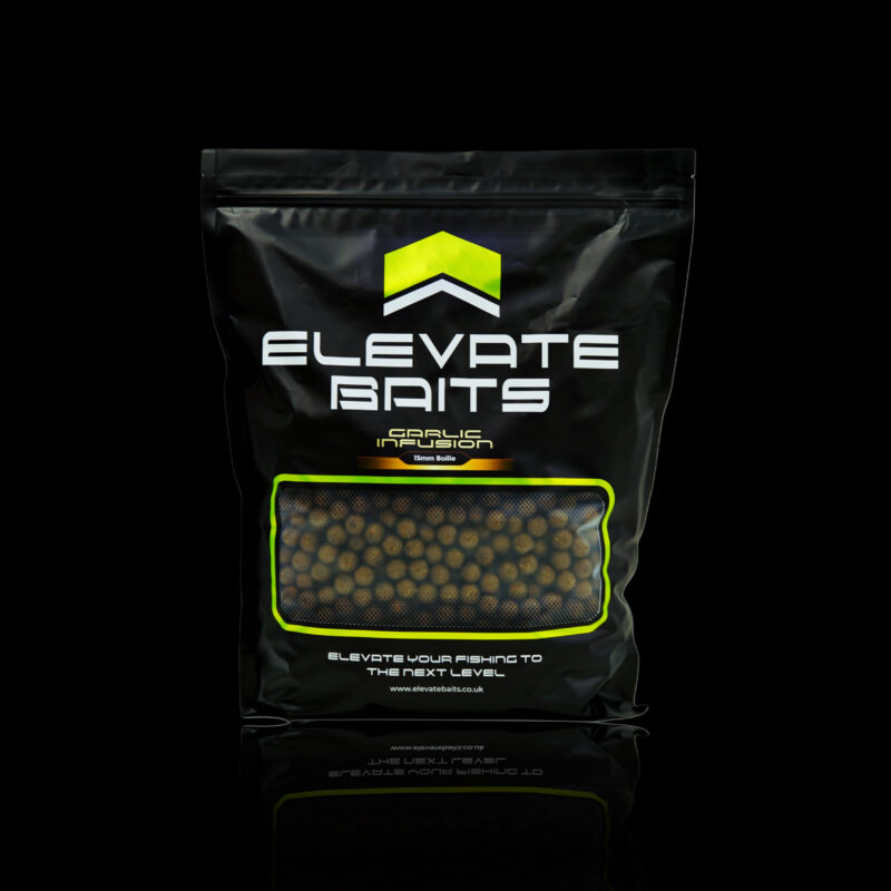 Elevate Baits Garlic Infusion Boilies - Image 3
