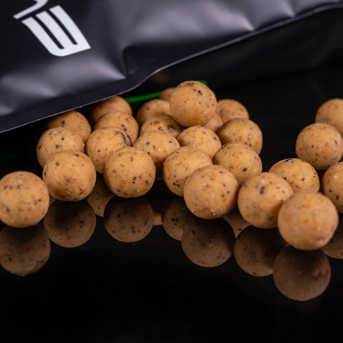 Elevate Baits - Maple and Mulberry Boilies 15mm - Image 2