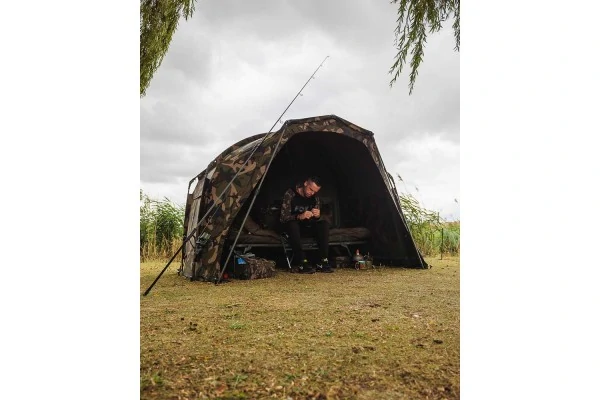 Fox Frontier Mk2 - XL Camo Bivvy - Image 2