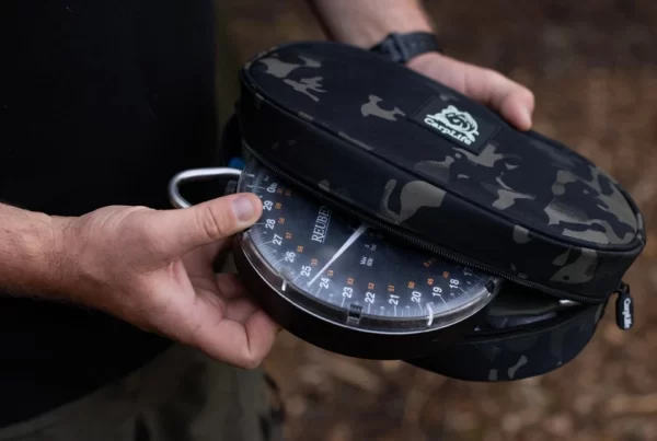 carplife carp scales with dial camo scales pouch
