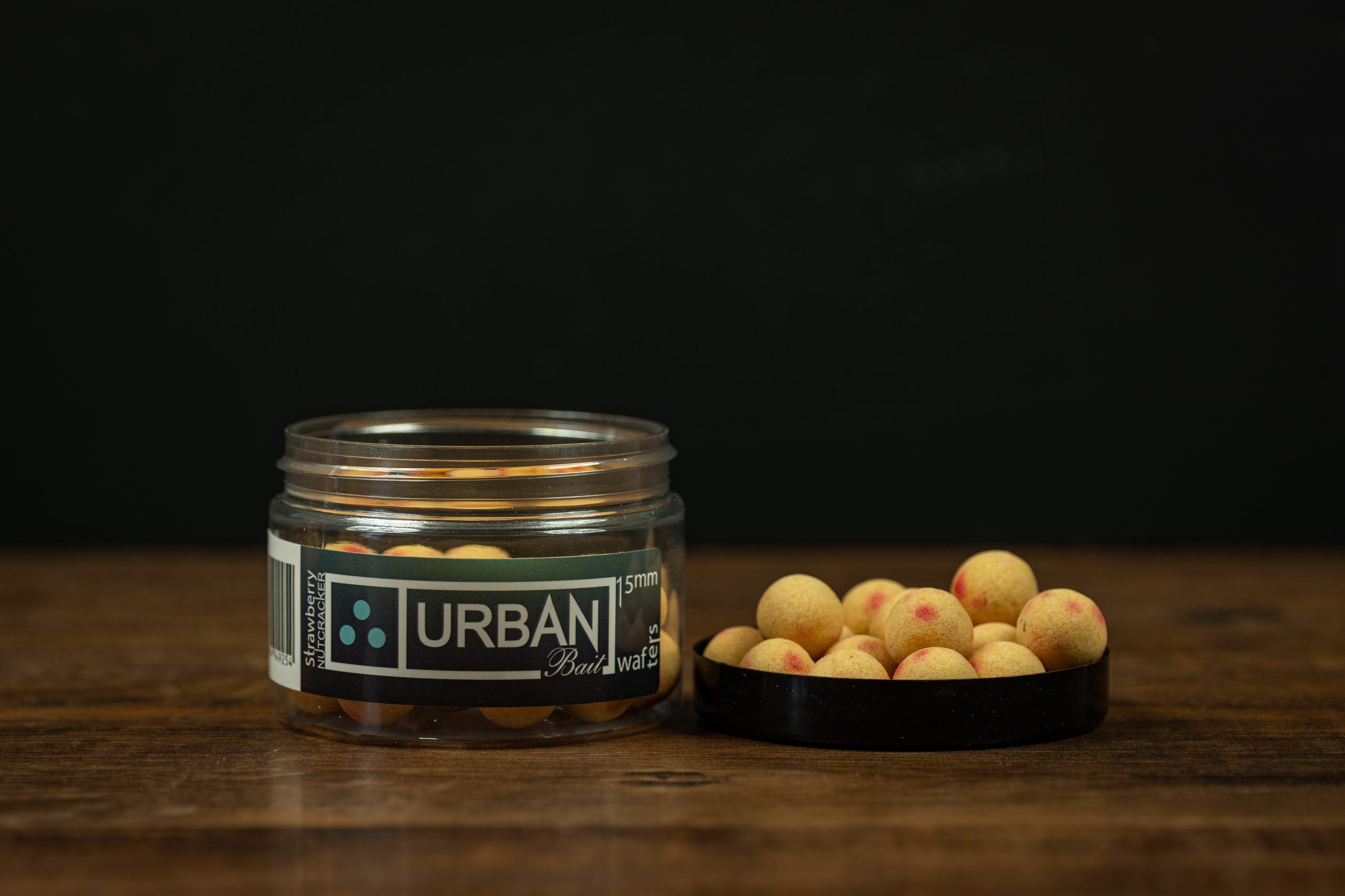 Strawberry Nutcracker Wafters 14mm